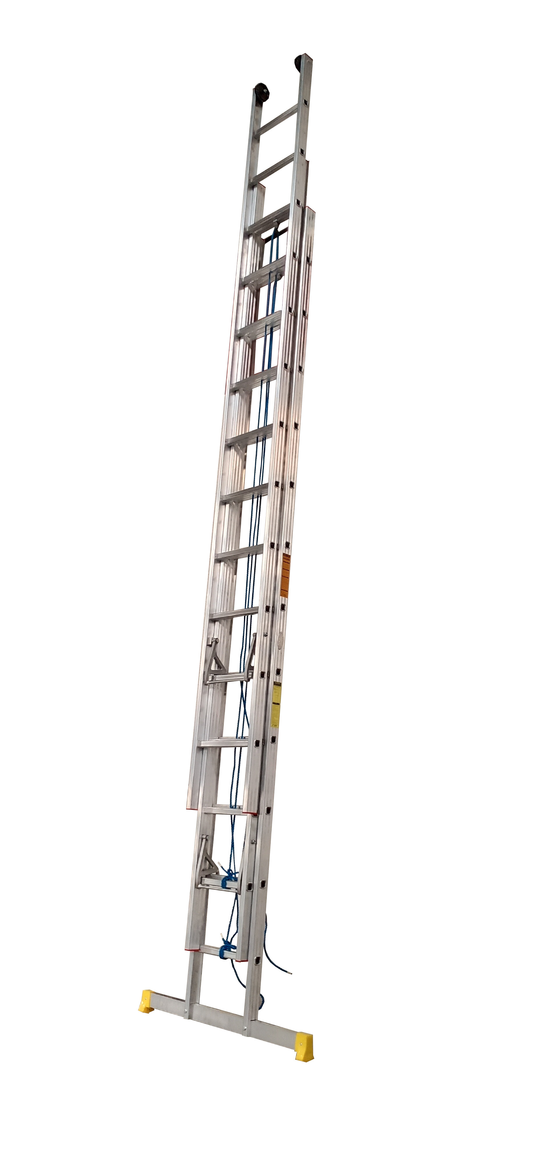 TRIPLE EXTENSION LADDER